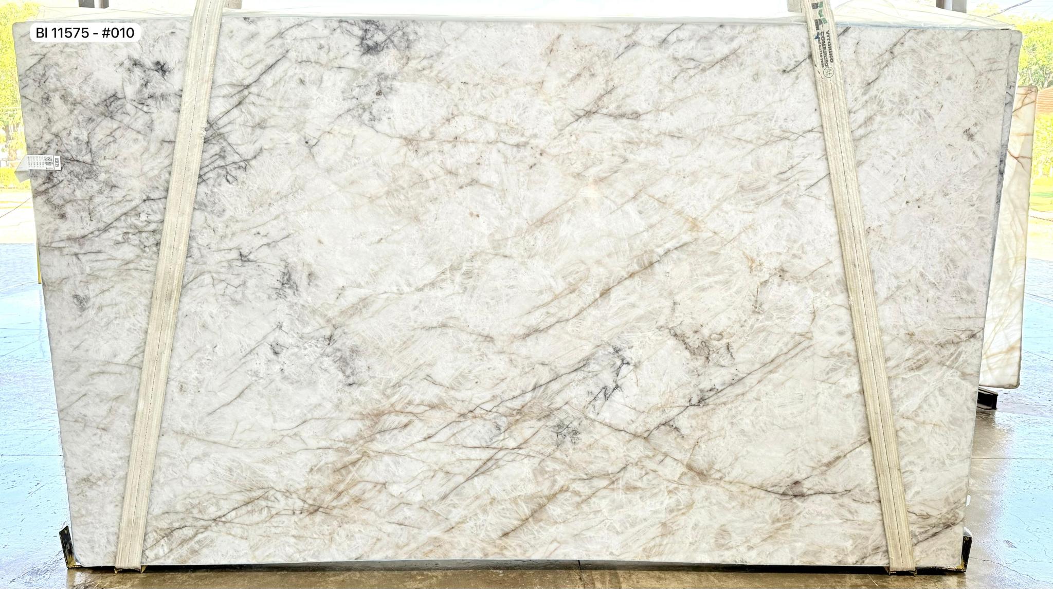 CRISTALLO HIMALAIA 2 CM  Cristallo slab from Brazil — NSS Natural Stones